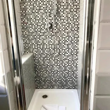 לינה וארוחת בוקר Amoroma Vatican *