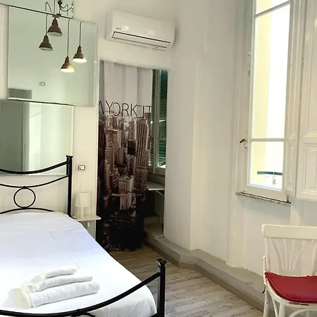 לינה וארוחת בוקר Amoroma Vatican *