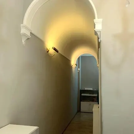 Amoroma Vatican Panzió *