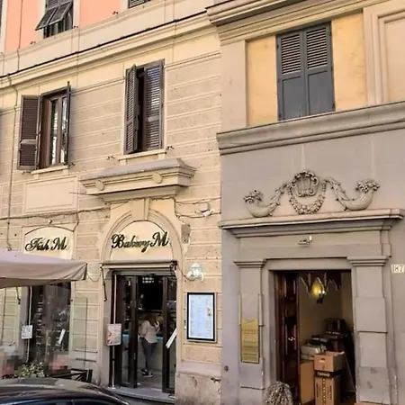 Amoroma Vatican Panzió *