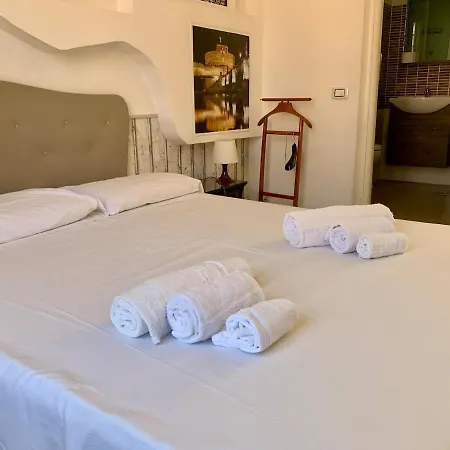 Amoroma Vatican Panzió *